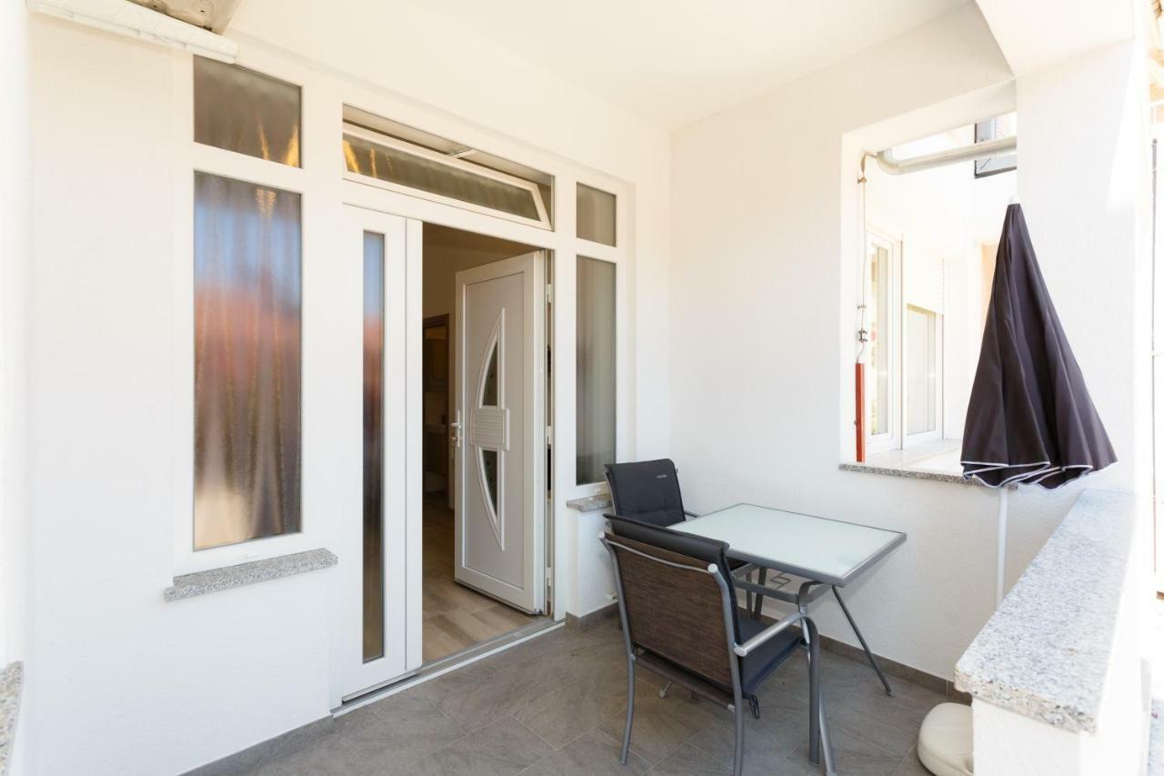 Apartment Rosemary 24 Krk Town Exterior photo